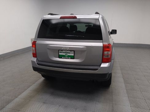 Used 2017 Jeep Patriot Sport w/ Power Value Group FWD image 9