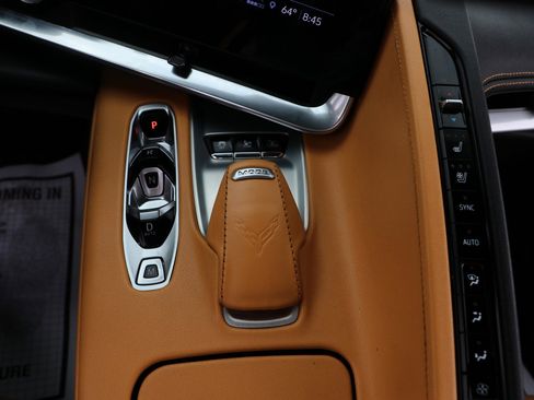 Used 2021 Chevrolet Corvette Stingray Preferred Conv w/ Z51 Performance Package RWD image 30