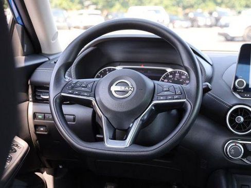Used 2024 Nissan Sentra SV FWD image 23