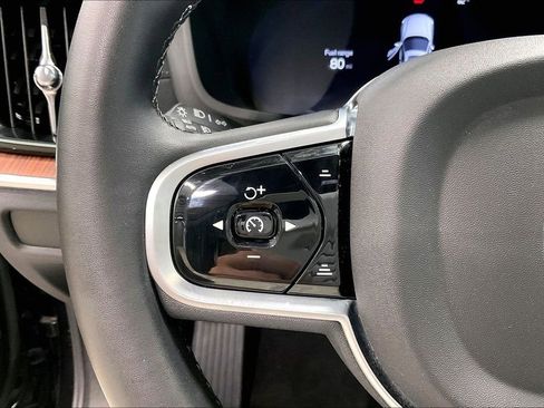 Certified 2025 Volvo V60 B5 Cross Country Ultra AWD/4WD image 11