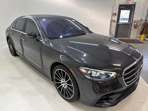 Used 2022 Mercedes-Benz S 500 S 500 image 2