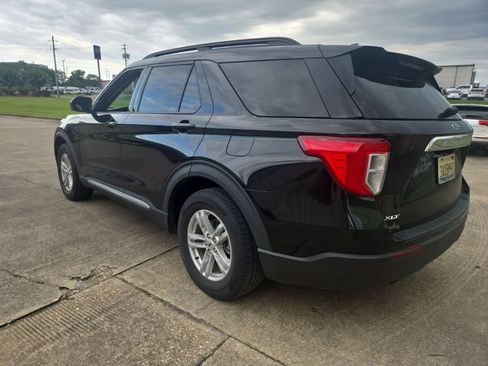 Used 2023 Ford Explorer XLT RWD image 5