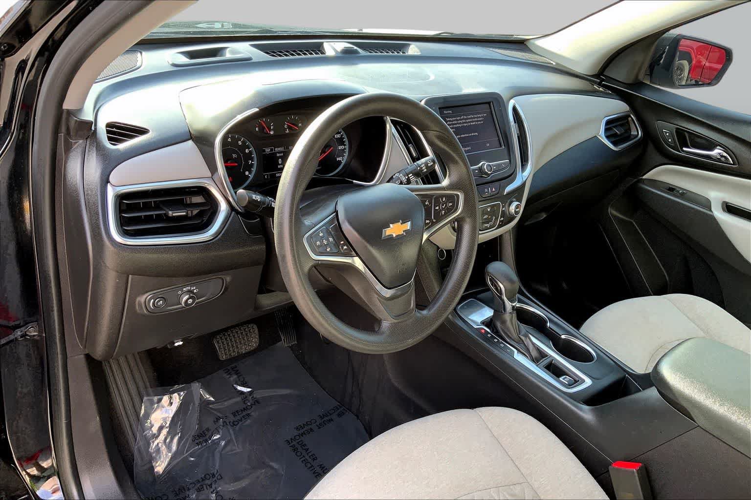 Used 2024 Chevrolet Equinox LS FWD image 17