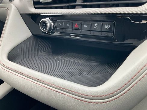 New 2026 Ford Explorer Active w/ Active Comfort Package image 55