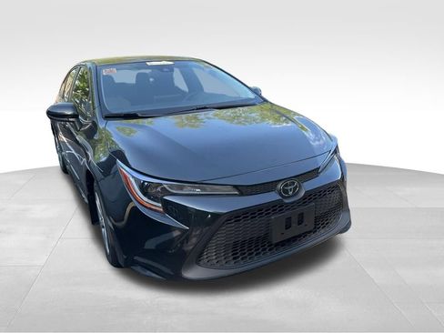 Used 2022 Toyota Corolla LE image 8