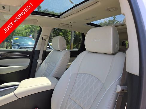 Used 2023 Buick Enclave Avenir w/ Avenir Technology Package FWD image 26