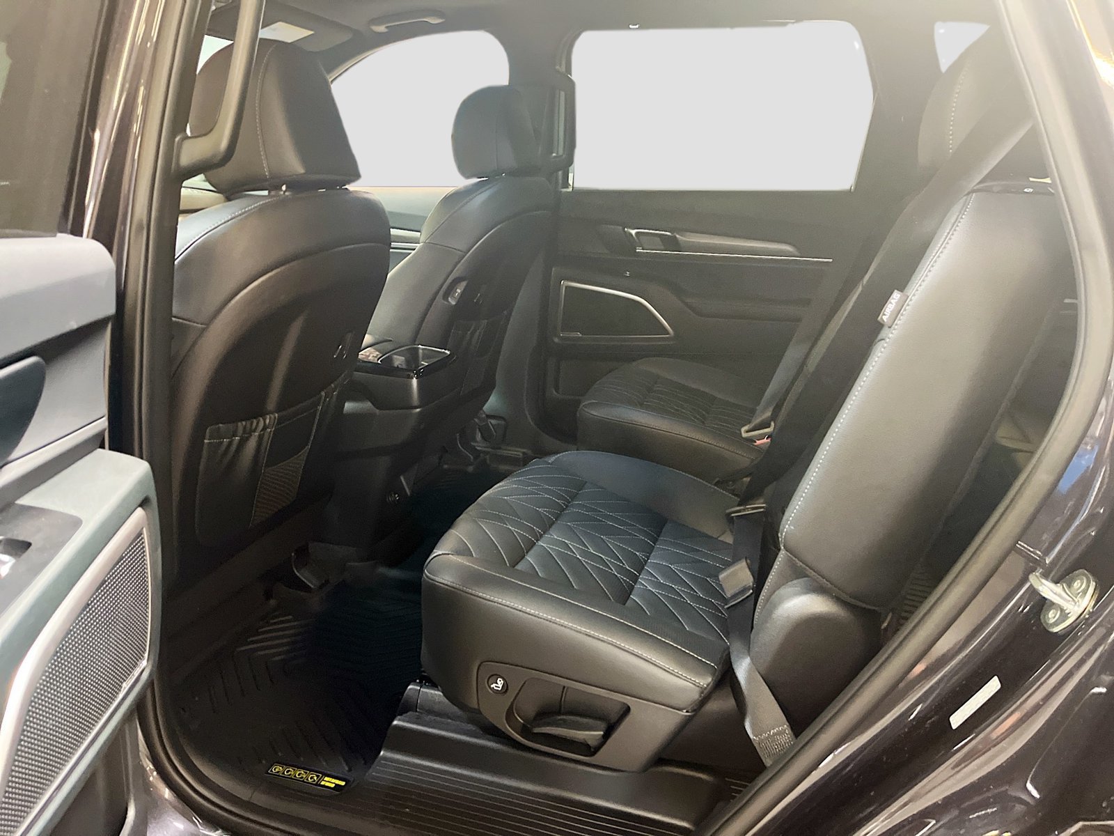 Used 2025 Kia Telluride EX X-Line AWD/4WD image 26