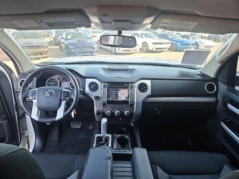 Used 2014 Toyota Tundra SR5 w/ SR5 Upgrade Package image 21