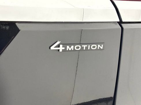 Used 2023 Volkswagen Atlas SE w/ Black Wheel Package image 20