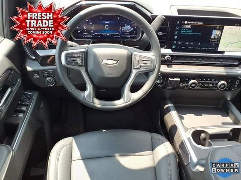 Used 2025 Chevrolet Silverado 2500 LTZ w/ LTZ Plus Package AWD/4WD image 5