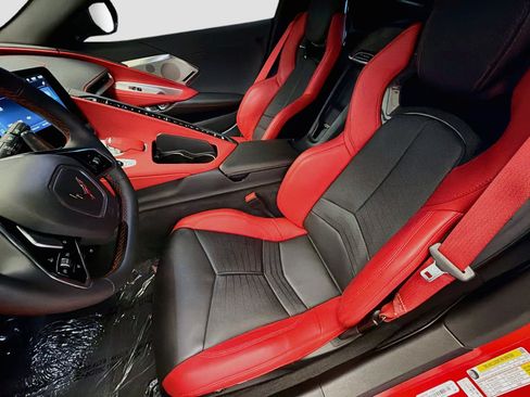 Used 2024 Chevrolet Corvette Stingray Preferred Cpe w/ LPO, Roadside Safety Package RWD image 11