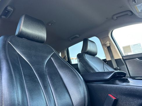 Used 2022 Lincoln Nautilus FWD w/ Premium Package image 16