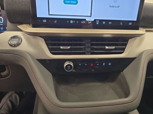 Certified 2026 Ford Explorer Active AWD/4WD image 26