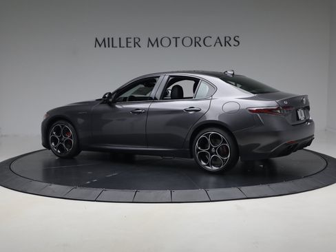 New 2026 Alfa Romeo Giulia AWD image 4