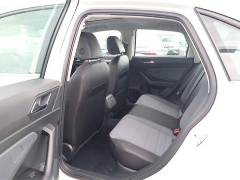 New 2025 Volkswagen Jetta SE image 21