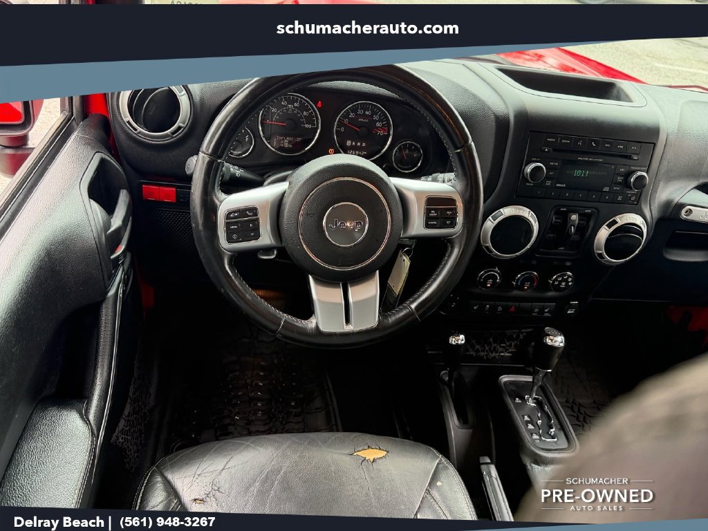 Used 2016 Jeep Wrangler Unlimited Rubicon AWD/4WD image 13