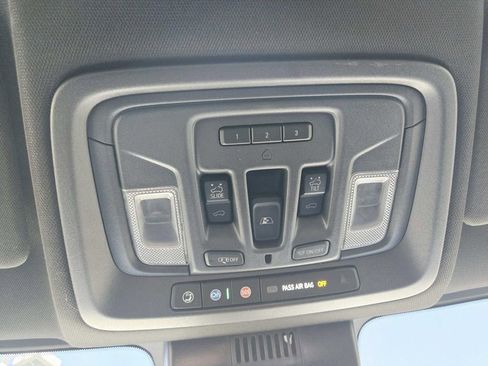 Used 2025 GMC Sierra 1500 AT4 w/ AT4 Premium Package image 40