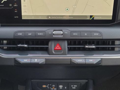 New 2025 Kia K4 GT-Line Turbo w/ GT-Line Sunroof Package FWD image 18