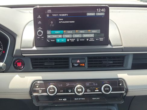 Certified 2024 Honda Pilot EX-L image 15