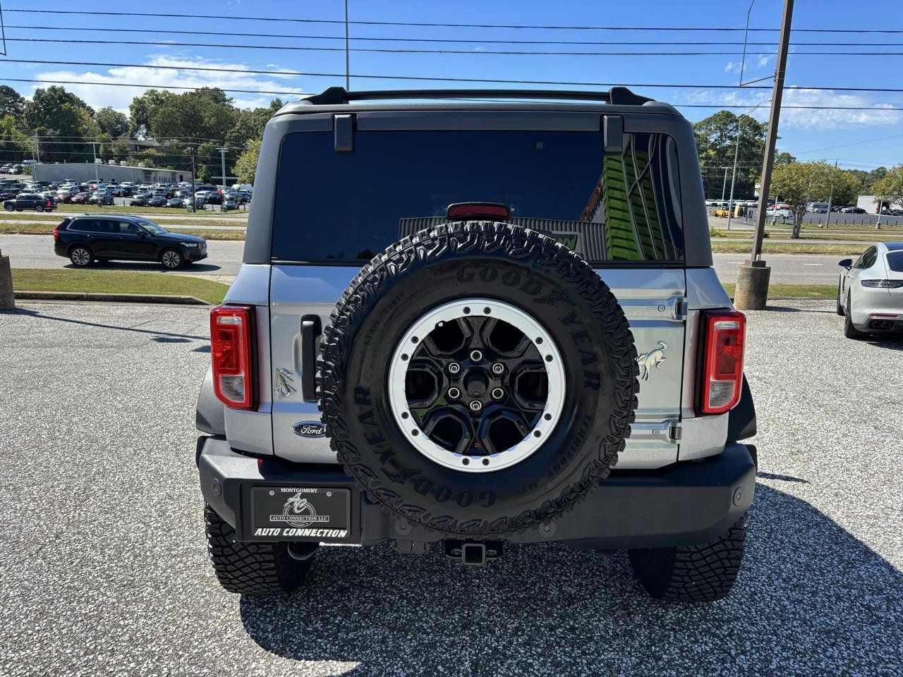 Used 2024 Ford Bronco Big Bend w/ Sasquatch Package AWD/4WD image 4
