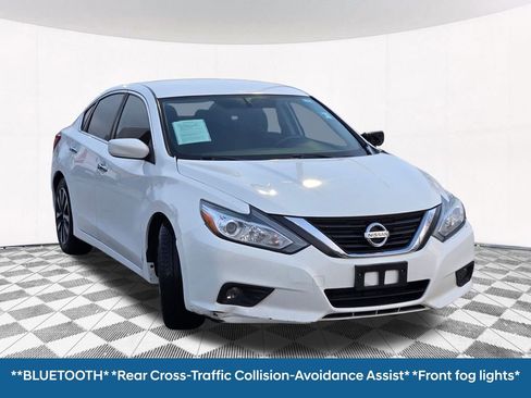 Used 2018 Nissan Altima 2.5 SV image 4