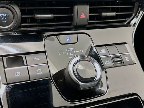 Used 2023 Subaru Solterra AWD image 25