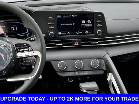 New 2026 Hyundai Elantra SE image 7