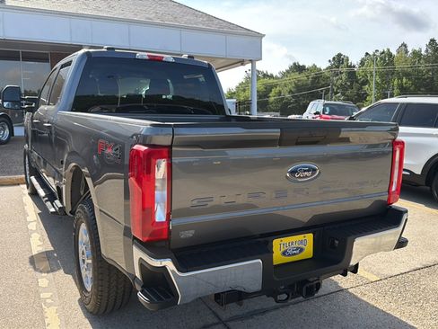 Used 2025 Ford F250 XLT w/ FX4 Off-Road Package AWD/4WD image 6