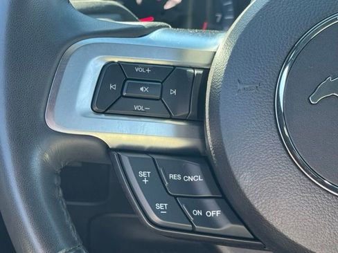 Used 2018 Ford Mustang GT RWD image 39