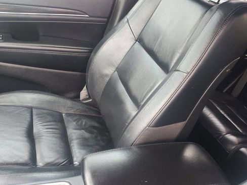 Used 2018 Jeep Grand Cherokee Limited image 11