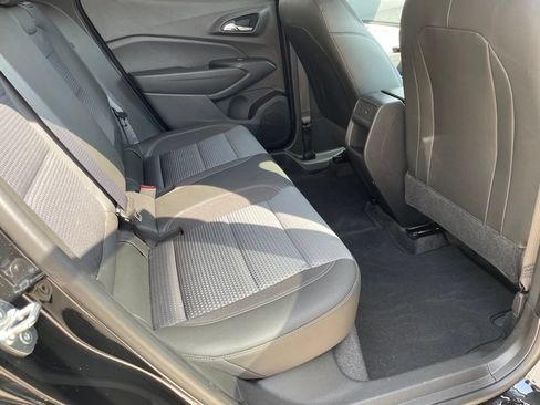 Used 2024 Chevrolet Trax LT w/ Driver Confidence Package FWD image 24