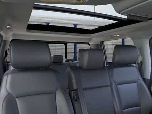 New 2026 Ford F250 Lariat w/ Black Appearance Package image 22