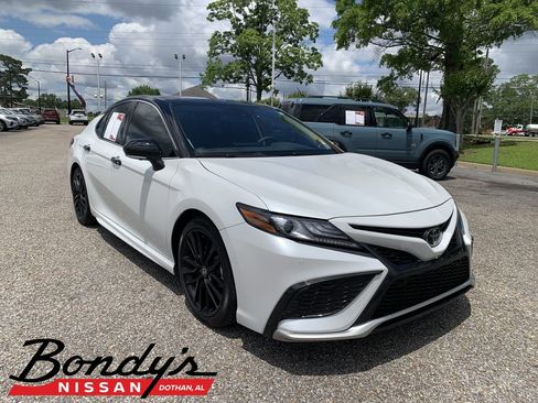Used 2024 Toyota Camry XSE w/ Navigation Package FWD image 1