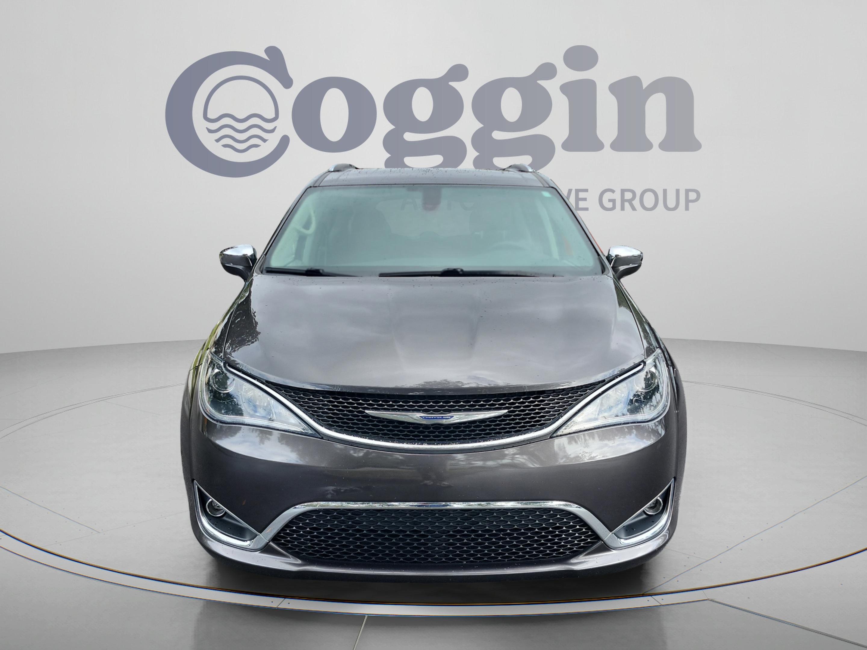 Used 2017 Chrysler Pacifica Limited FWD image 8