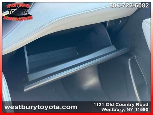 Used 2023 Toyota Highlander Platinum AWD/4WD image 36