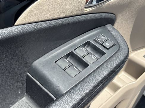 Used 2020 Honda Pilot Touring image 23