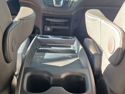 Used 2018 Honda Odyssey EX-L image 14