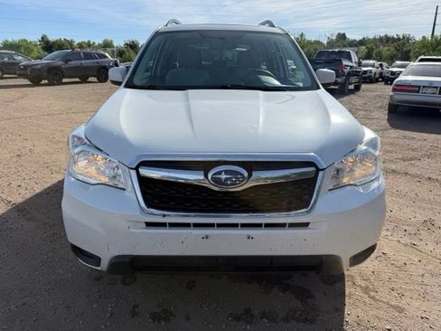 Used 2016 Subaru Forester 2.5i Premium w/ All-Weather Package AWD/4WD image 9
