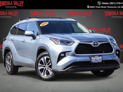 Used 2022 Toyota Highlander XLE