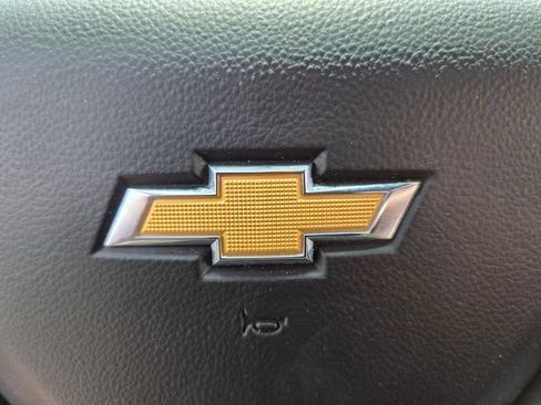 Used 2025 Chevrolet Silverado 1500 LT AWD/4WD image 33