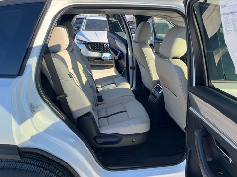 Used 2025 MAZDA CX-90 3.3 Turbo w/ Preferred Package image 15