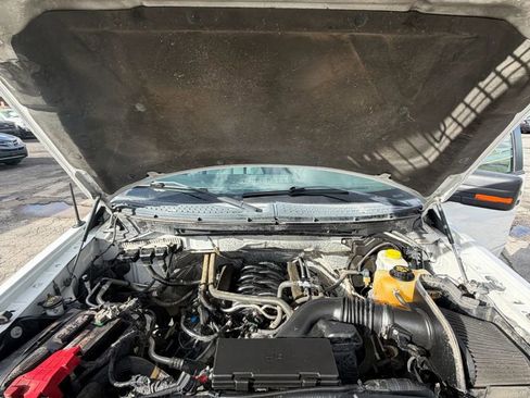 Used 2014 Ford F150 XLT w/ Equipment Group 302A Luxury image 31