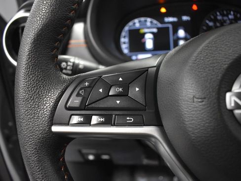 Certified 2022 Nissan Kicks SR FWD image 24