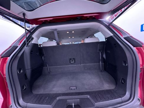 Used 2012 Chevrolet Traverse LTZ image 38