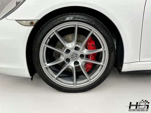 Used 2013 Porsche 911 Carrera 4S image 18