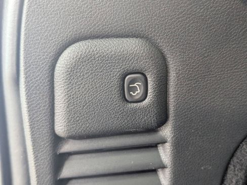 Used 2019 Jeep Grand Cherokee Limited w/ Luxury Group II AWD/4WD image 46