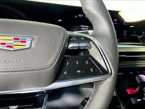 Used 2025 Cadillac Escalade V w/ LPO, ONYX Package AWD/4WD image 26