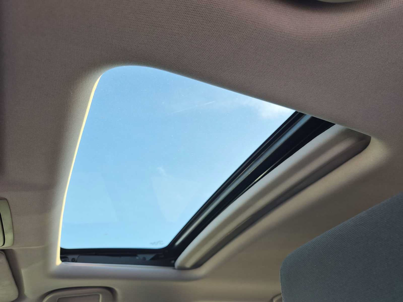 Used 2019 Honda CR-V EX image 19