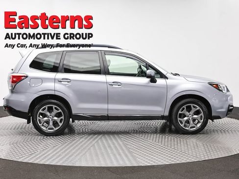 Used 2017 Subaru Forester 2.5i Touring w/ Popular Package #2 AWD/4WD image 4