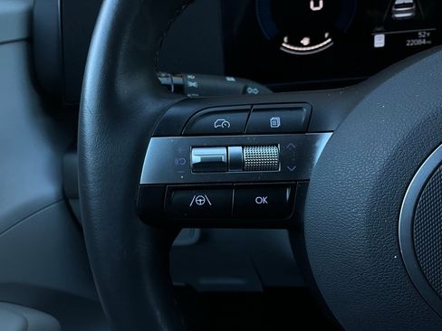 Used 2025 Hyundai Kona SEL image 35